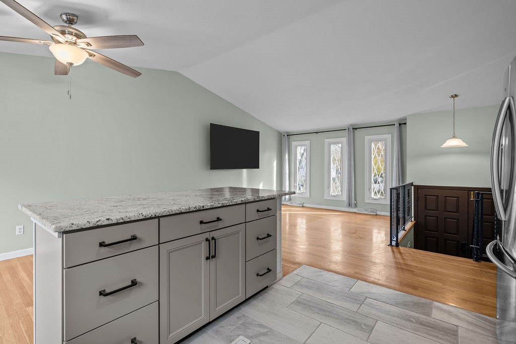 400 Cole Farm Road Warwick, RI 02889 - Photo 12 of 35