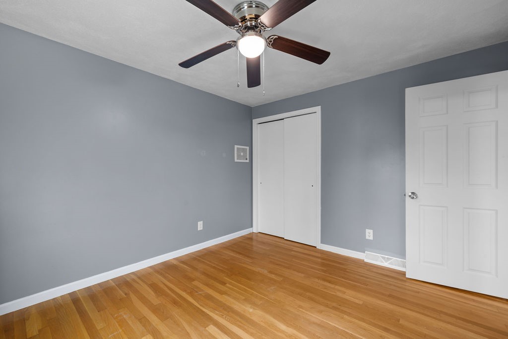 400 Cole Farm Road Warwick, RI 02889 - Photo 20 of 35