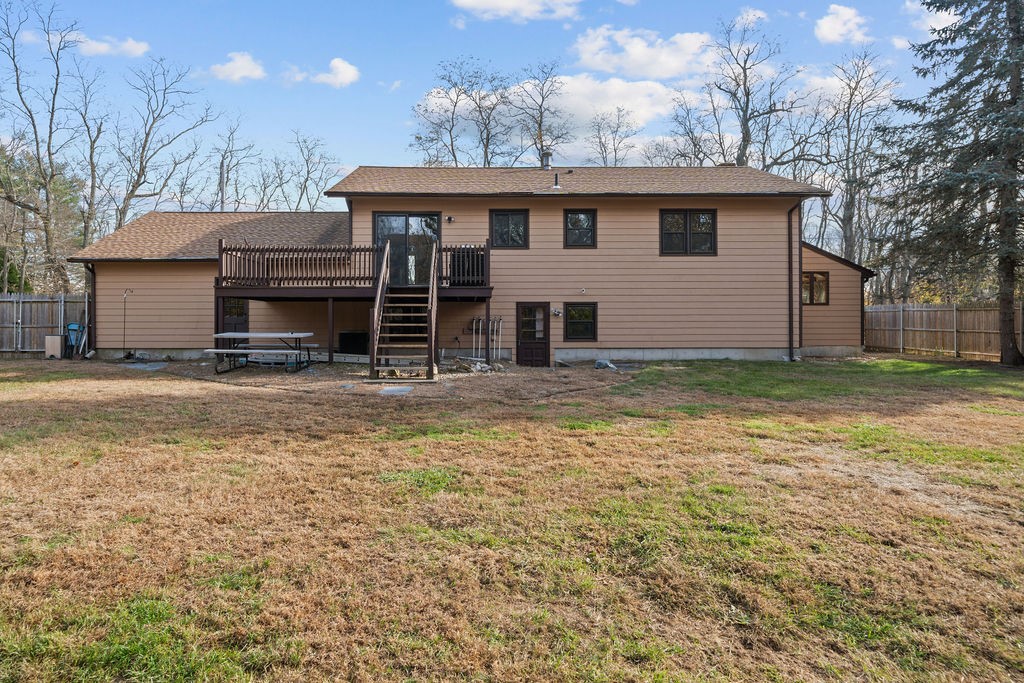 400 Cole Farm Road Warwick, RI 02889 - Photo 5 of 35