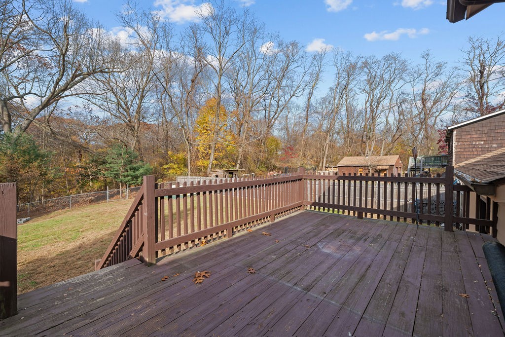 400 Cole Farm Road Warwick, RI 02889 - Photo 7 of 35