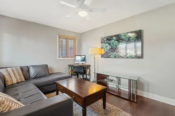 $280,000 | 9966 South California Avenue, Evergreen Park, IL 60805