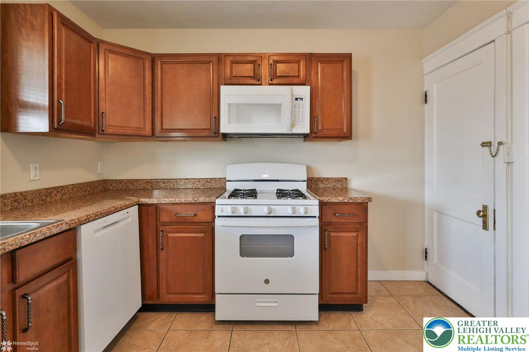 721 Spring Street Bethlehem, PA 18018 - Photo 22 of 61