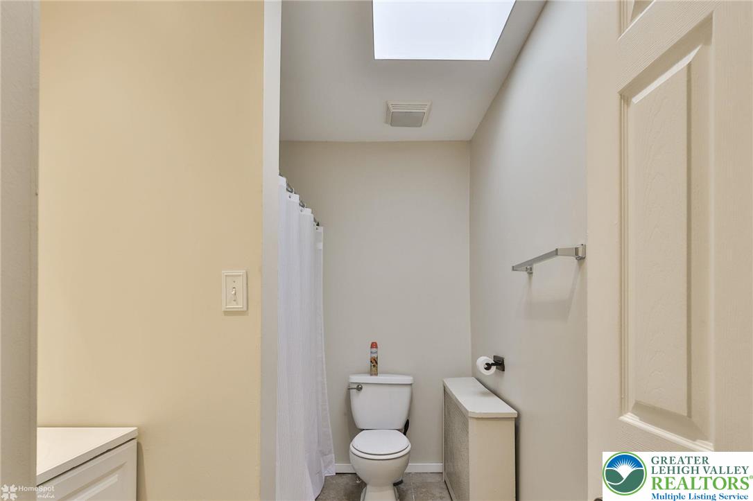 721 Spring Street Bethlehem, PA 18018 - Photo 35 of 61