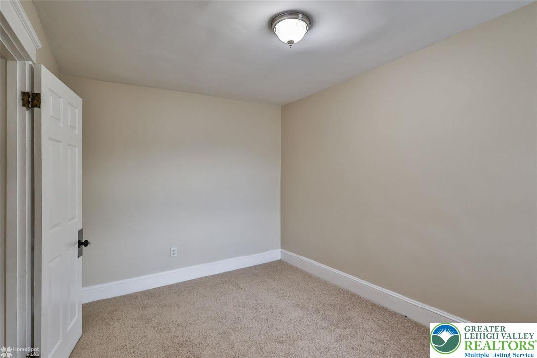 721 Spring Street Bethlehem, PA 18018 - Photo 37 of 61