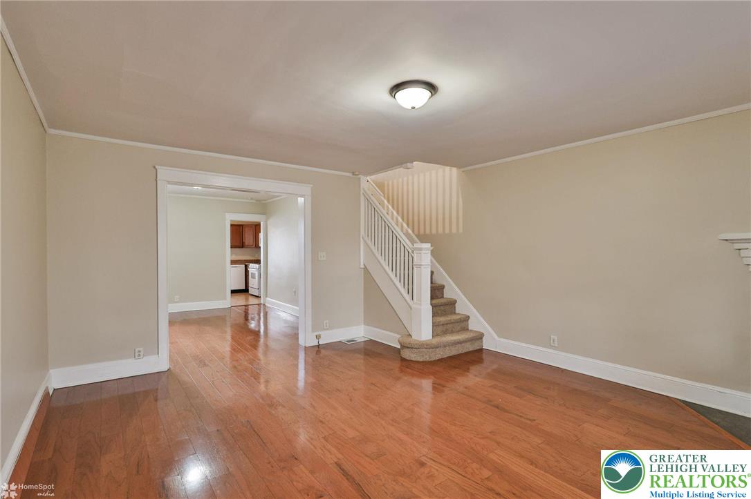 721 Spring Street Bethlehem, PA 18018 - Photo 5 of 61