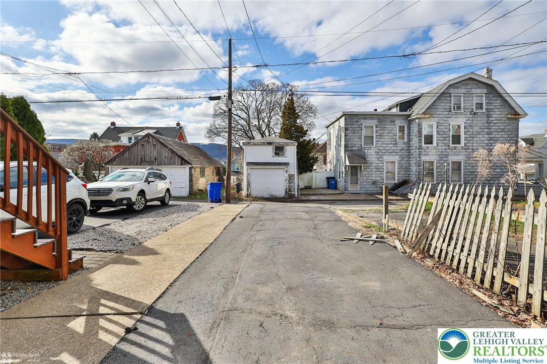 721 Spring Street Bethlehem, PA 18018 - Photo 54 of 61