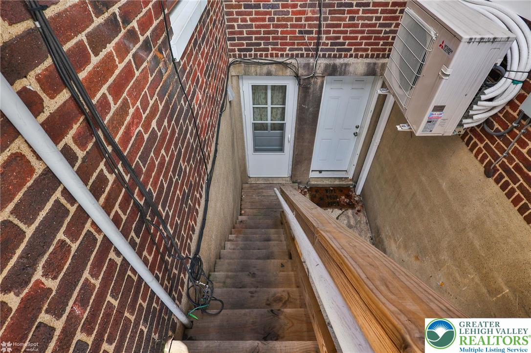 721 Spring Street Bethlehem, PA 18018 - Photo 58 of 61