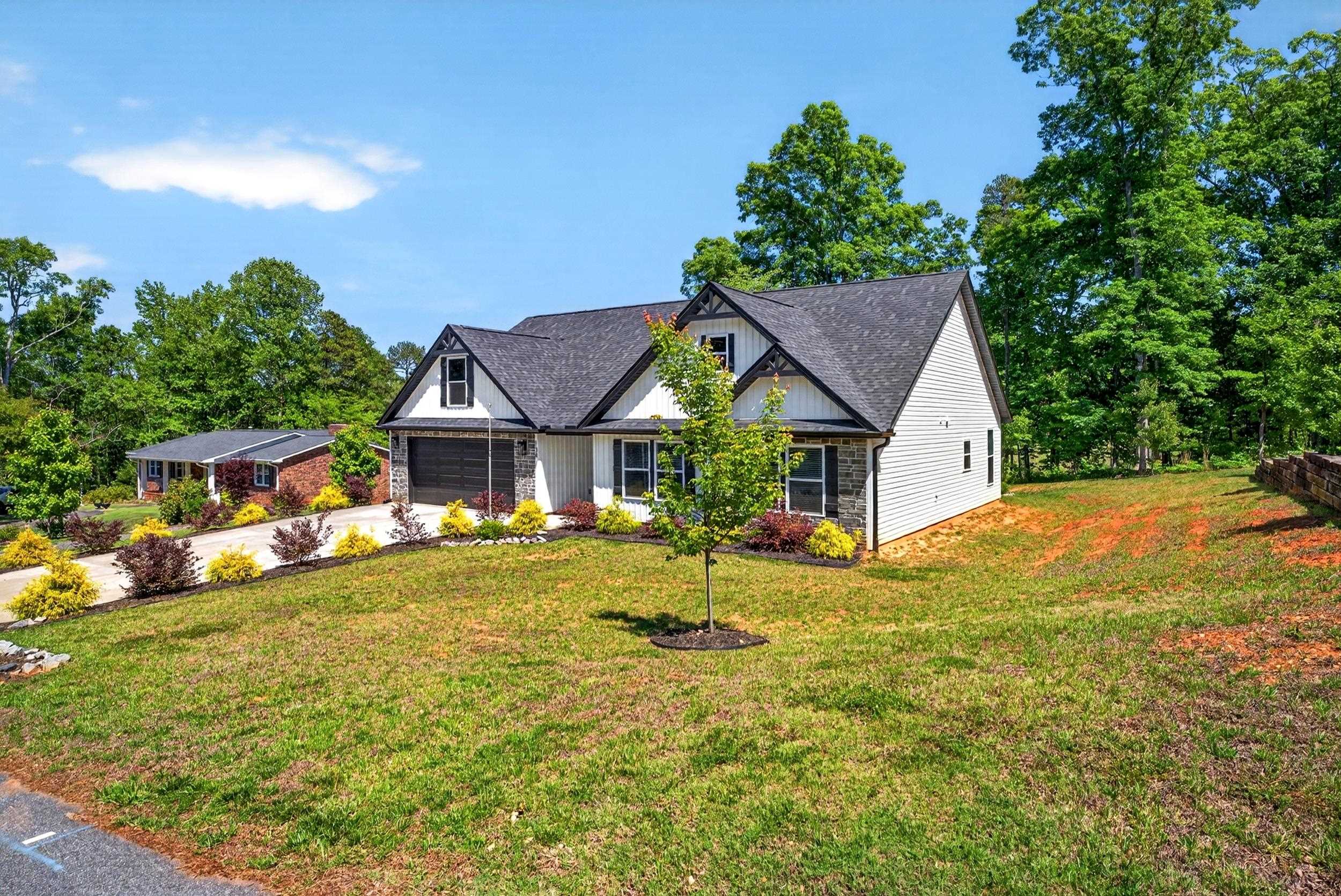 138 Kasler Road Cowpens, SC 29330 - Photo 3 of 50