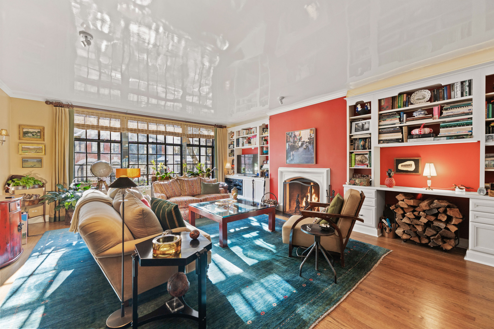 26 East Scott Street, Unit 3 Chicago, IL 60610 - Photo 11 of 35 a living room with furniture a fireplace and city view
