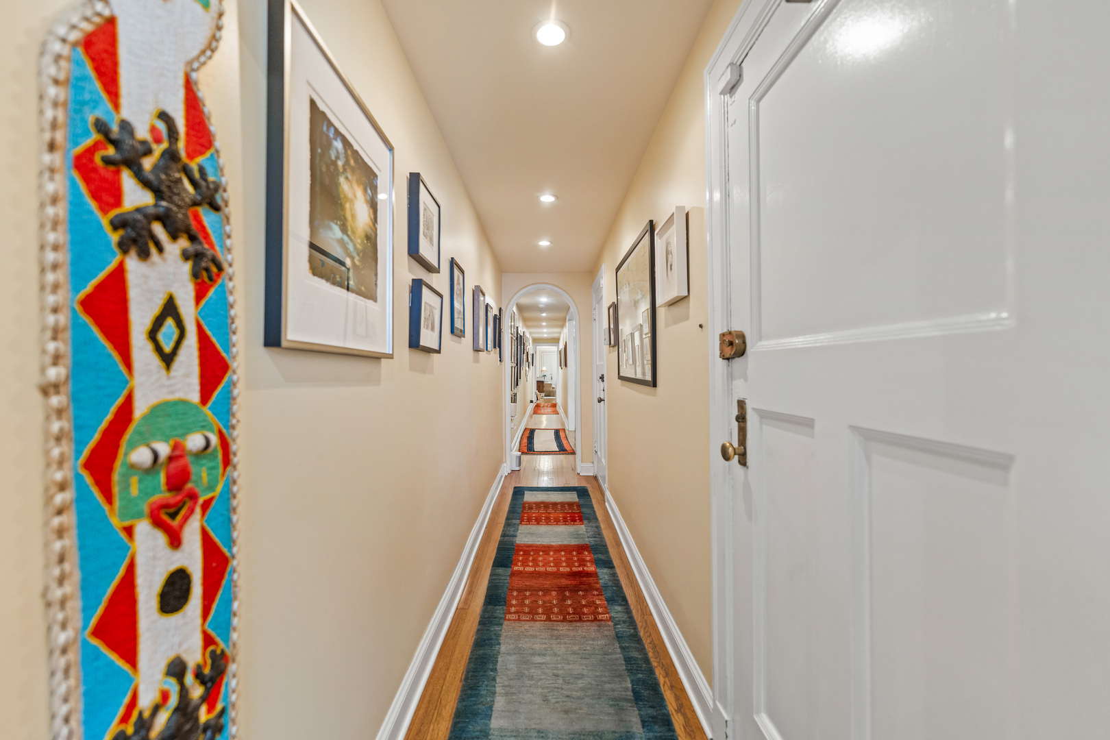 26 East Scott Street, Unit 3 Chicago, IL 60610 - Photo 20 of 40