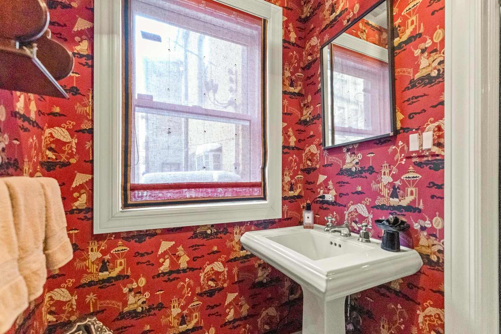 26 East Scott Street, Unit 3 Chicago, IL 60610 - Photo 25 of 40