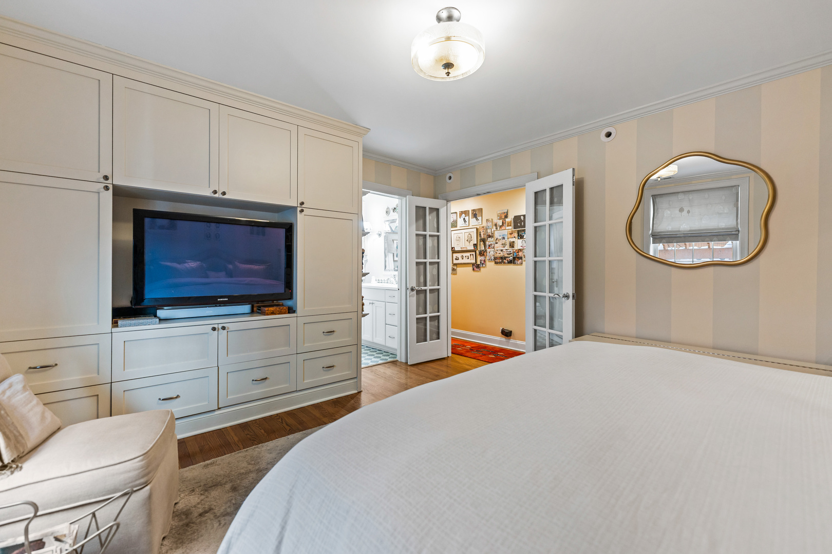 26 East Scott Street, Unit 3 Chicago, IL 60610 - Photo 28 of 40