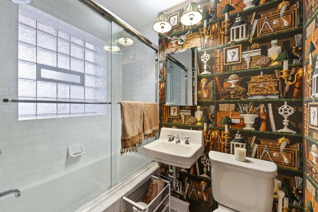 a close up of a bathtub