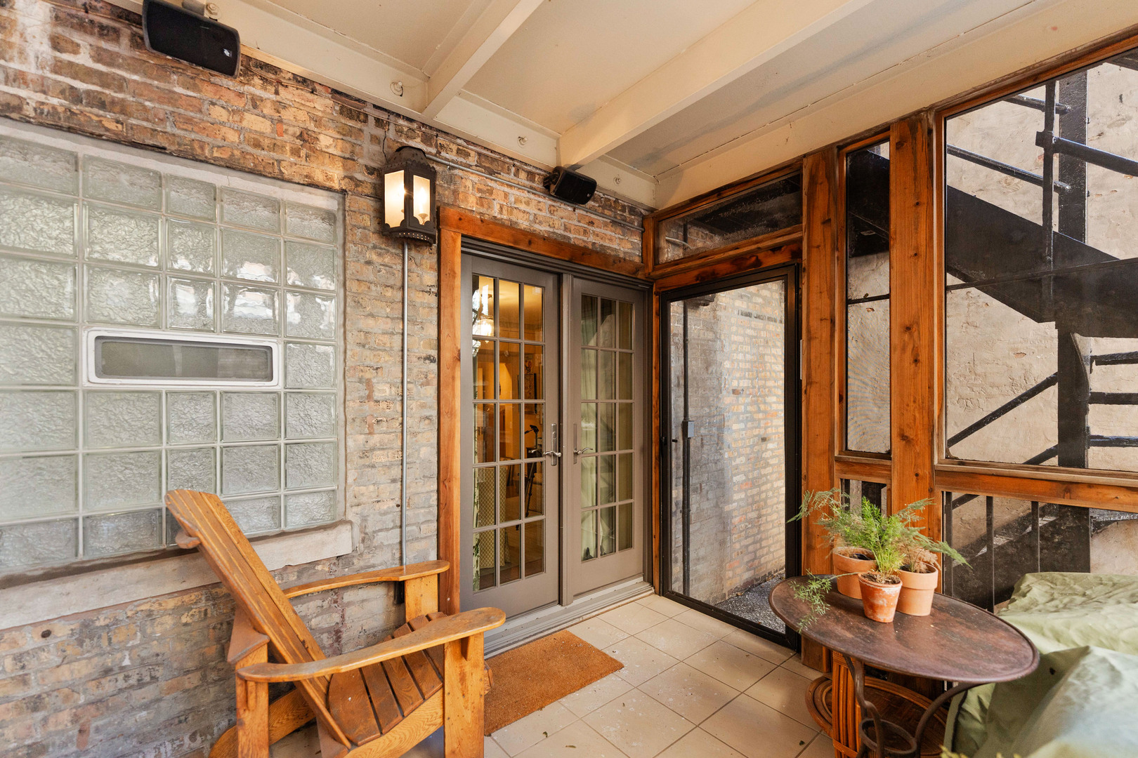 26 East Scott Street, Unit 3 Chicago, IL 60610 - Photo 37 of 40