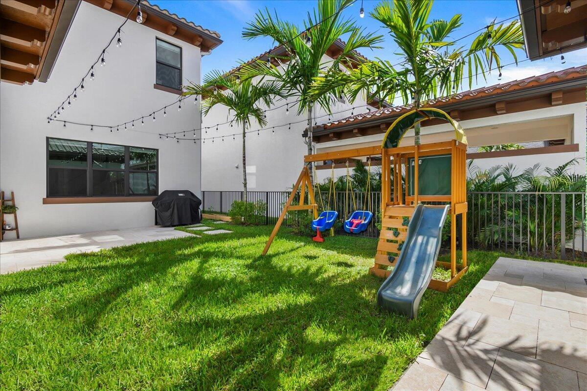 13121 Alton Road Palm Beach Gardens, FL 33418 - Photo 2 of 45 Light and Bright Yard