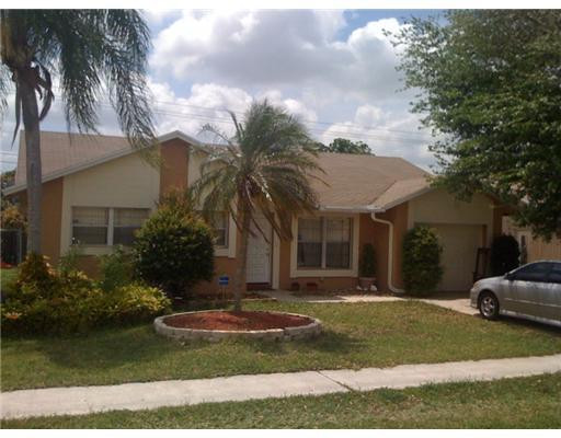 8912 Southwest 18th Road Boca Raton, FL 33433 - Photo 1 of 12 Exterior Front