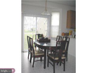 35 Keswick Road East Windsor, NJ 08520 - Photo 6 of 6 Gallery Image 6