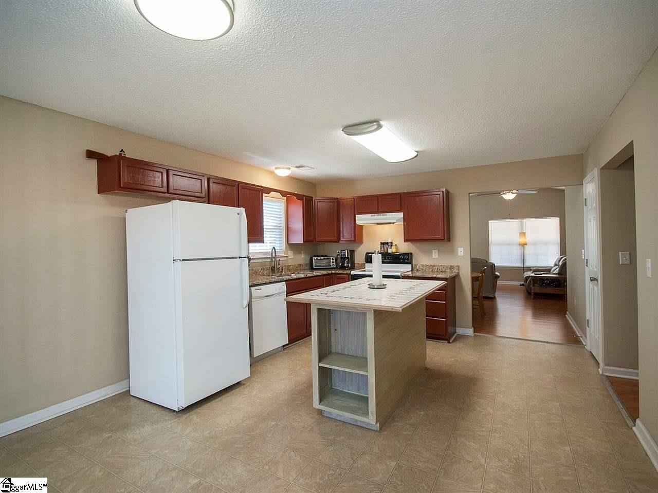 330 Canyon Ridge Trail Lyman, SC 29365 - Photo 10 of 32 Gallery Image 10