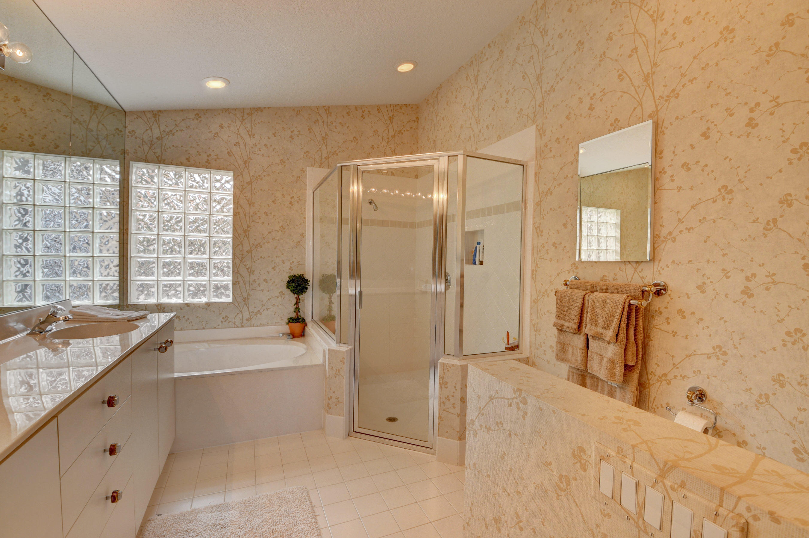 7367 Chorale Road Boynton Beach, FL 33437 - Photo 17 of 59 MASTER BATH