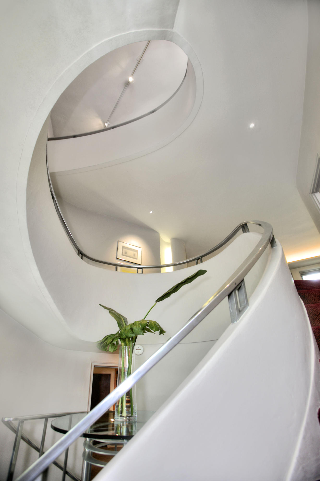 27 Tory Hole Road Darien, CT 06820 - Photo 6 of 22 Circular Stairway