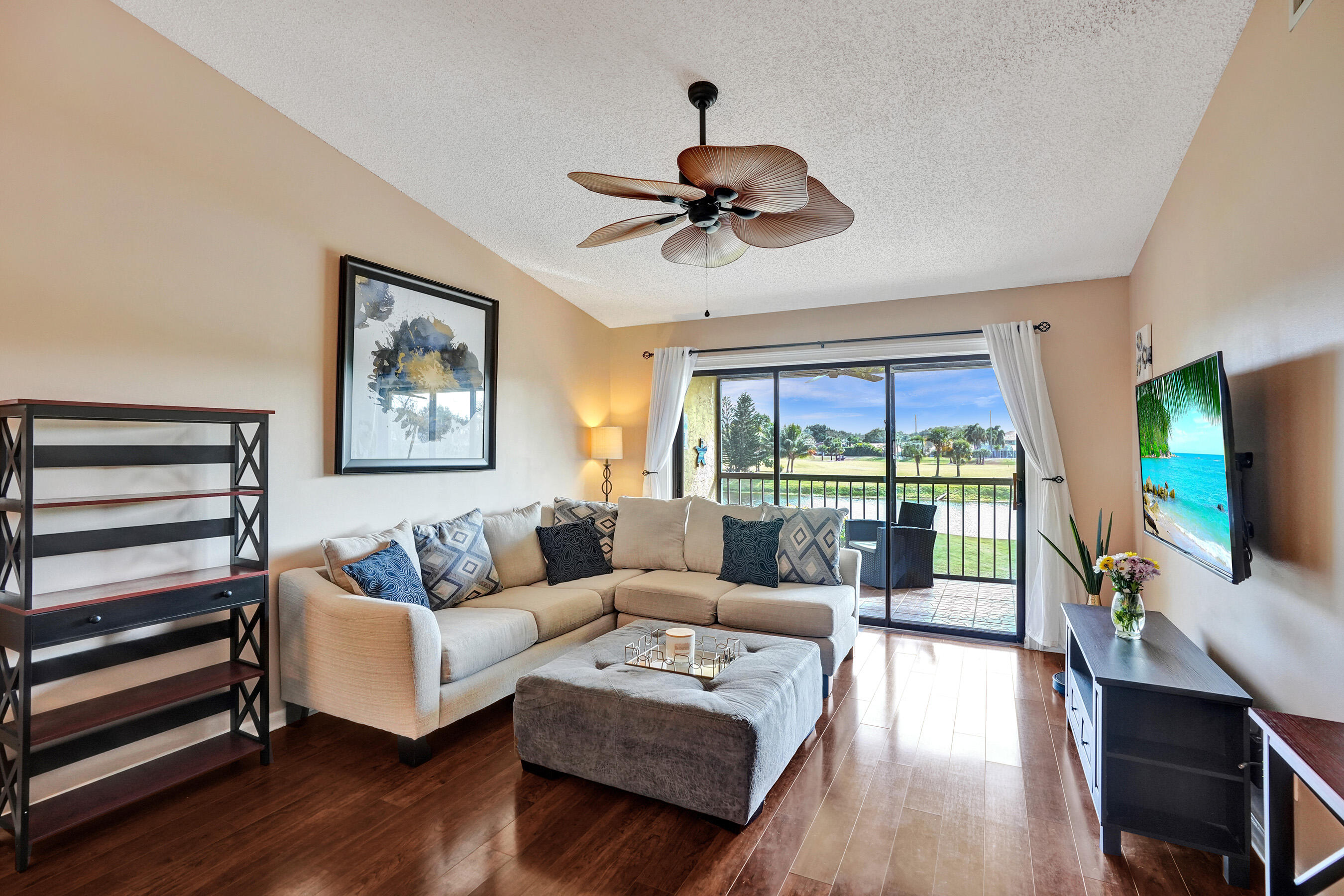 2062 Keystone Drive, Unit F Jupiter, FL 33458 - Photo 15 of 31 16