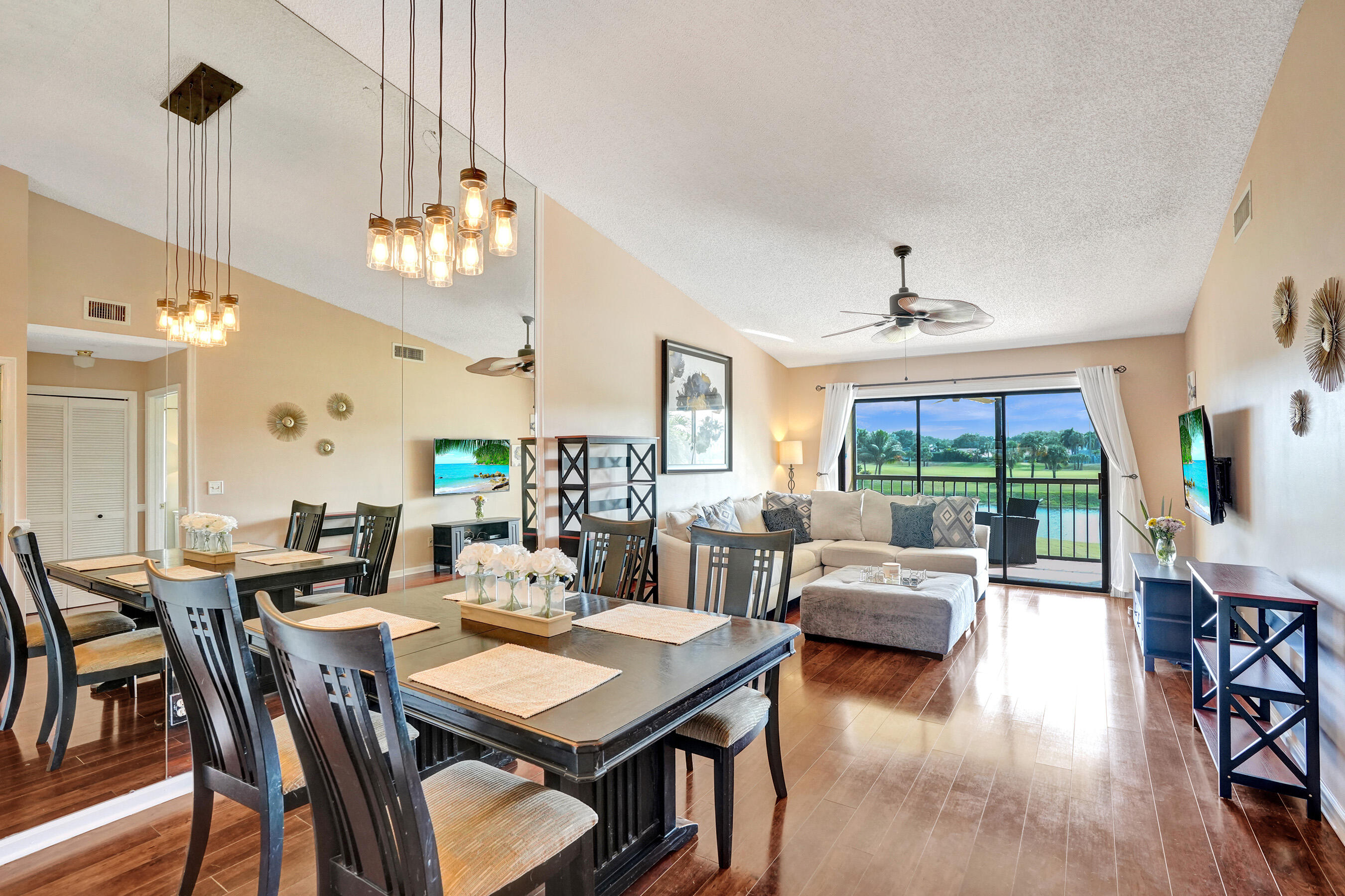 2062 Keystone Drive, Unit F Jupiter, FL 33458 - Photo 17 of 31 18