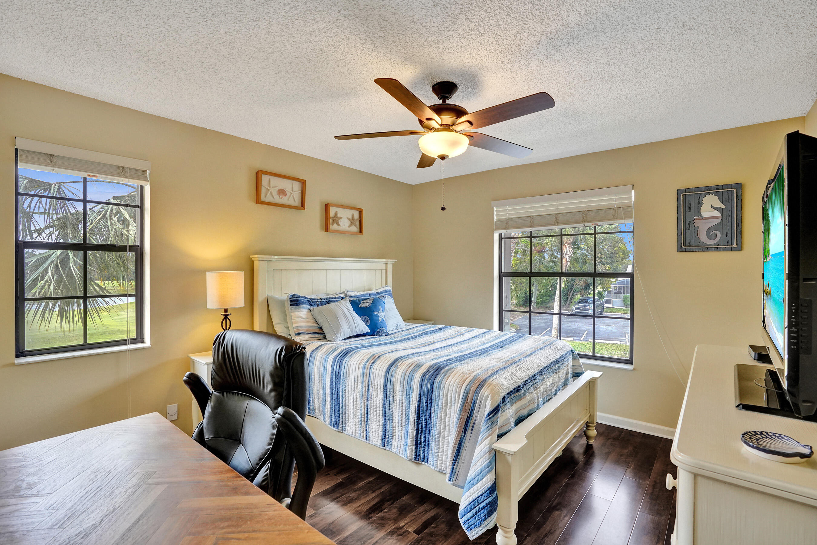 2062 Keystone Drive, Unit F Jupiter, FL 33458 - Photo 22 of 31 23