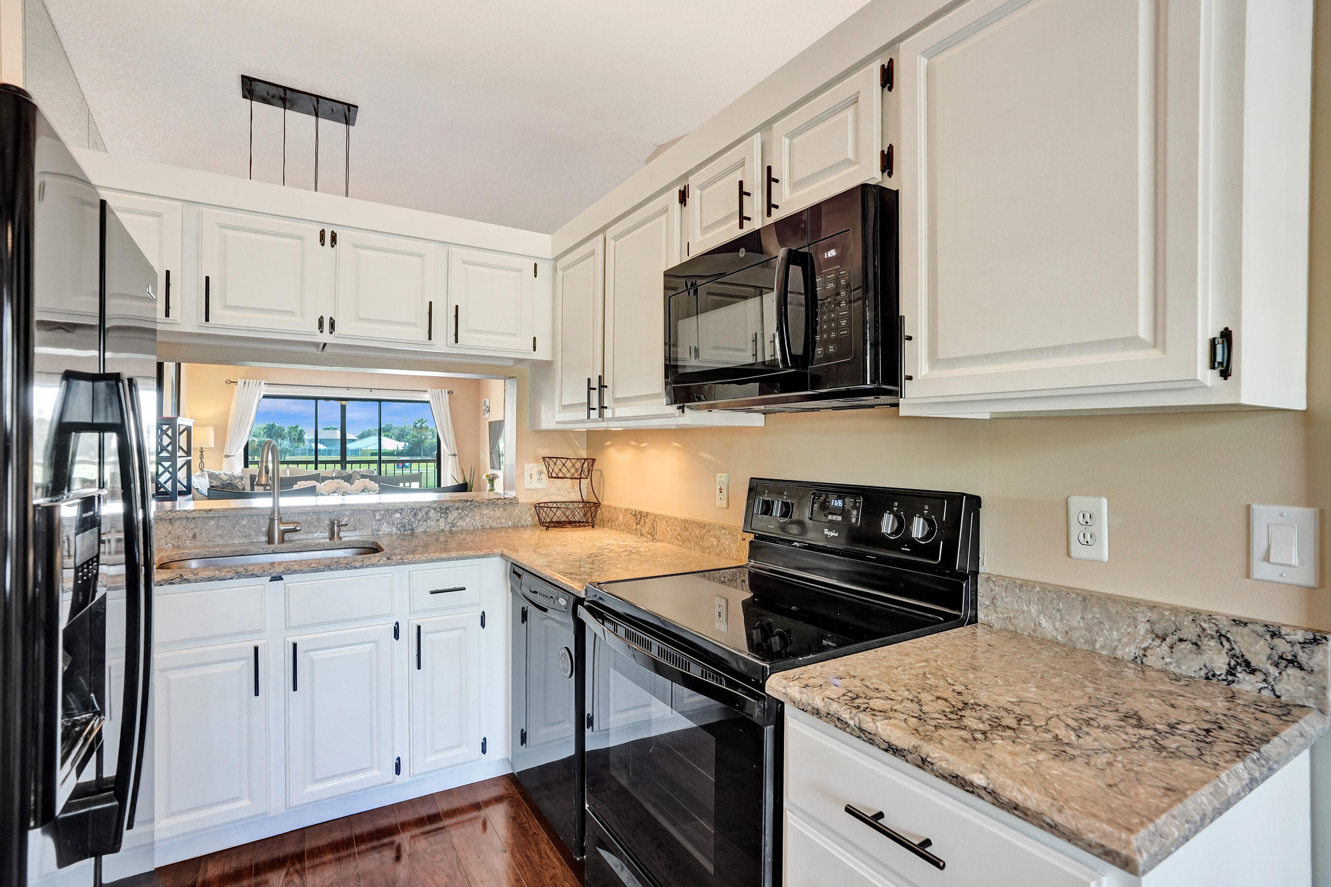 2062 Keystone Drive, Unit F Jupiter, FL 33458 - Photo 5 of 31 5