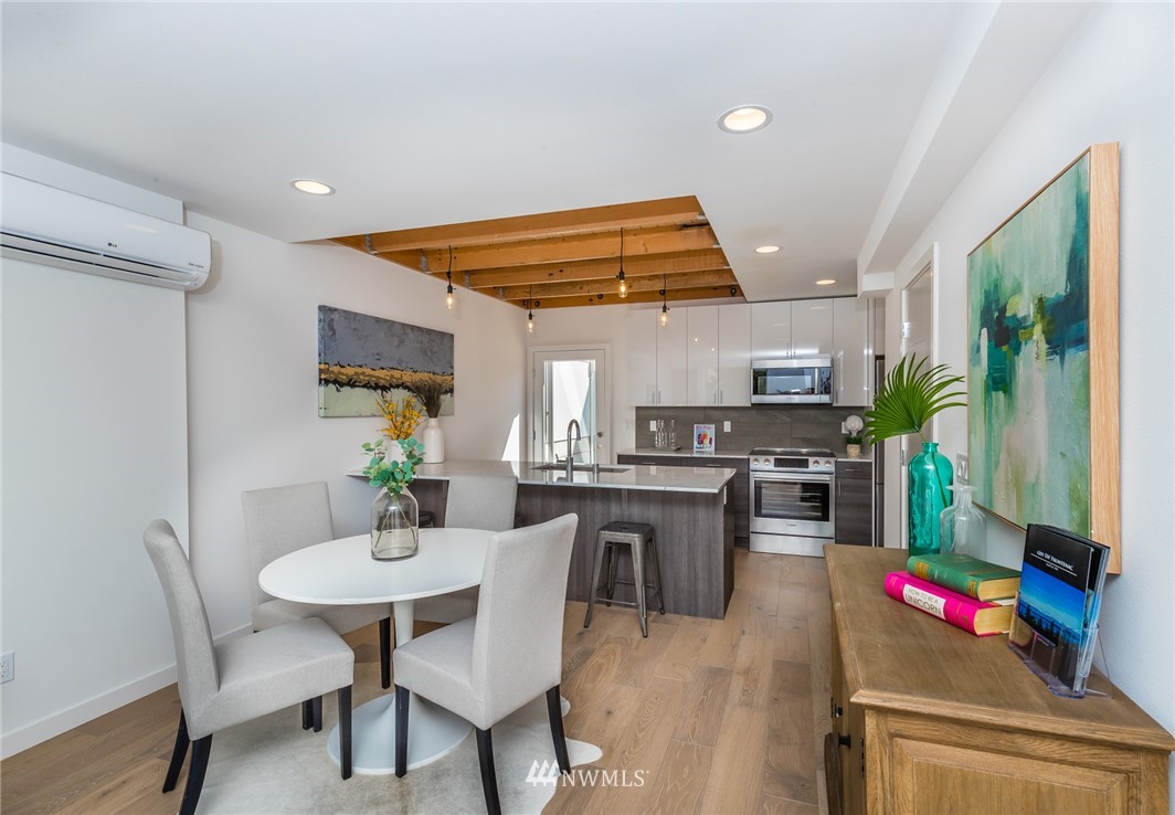 4211 Southwest Frontenac Street Seattle, WA 98136 - Photo 3 of 21 Gallery Image 3