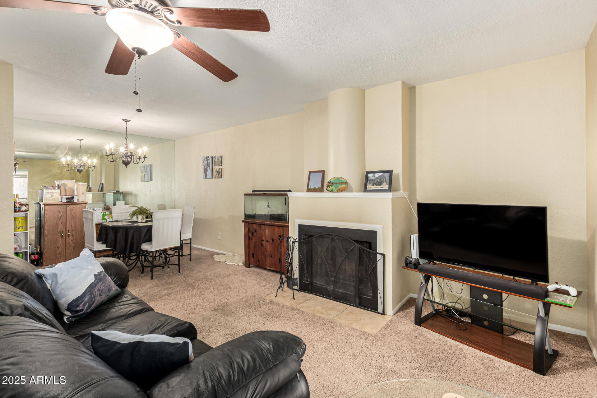1340 North Recker Road, Unit 312 Mesa, AZ 85205 - Photo 8 of 30 Living Room
