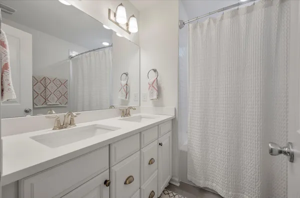 $3,200 | 1418 Widows Court, Johns Island, SC 29455