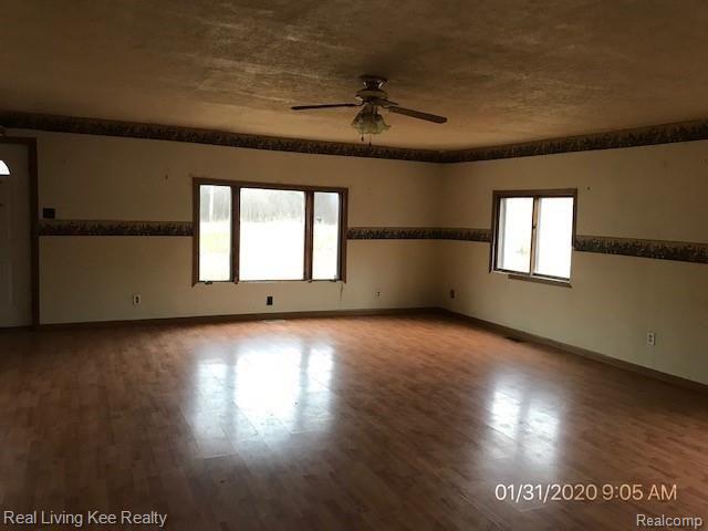 6238 Lapeer Road North Street, MI 48049 - Photo 5 of 9 12_28_1228450_Subject_lapeer34.jpg