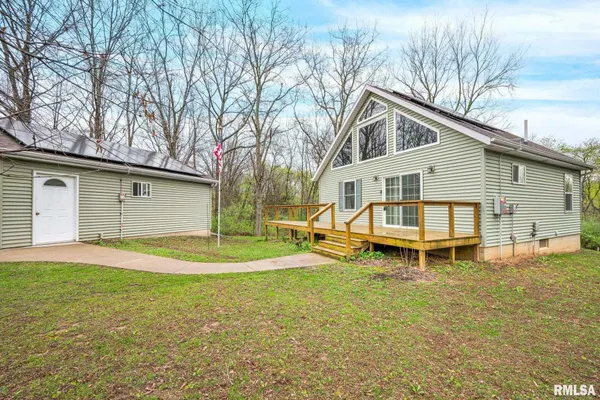 $182,700 | 488 Greenbriar Court, Dahinda, IL 61428