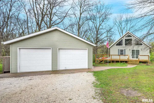 $182,700 | 488 Greenbriar Court, Dahinda, IL 61428