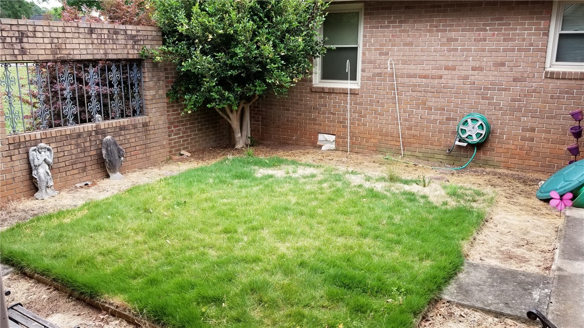 104 Cameron Way Anderson, SC 29621 - Photo 2 of 22