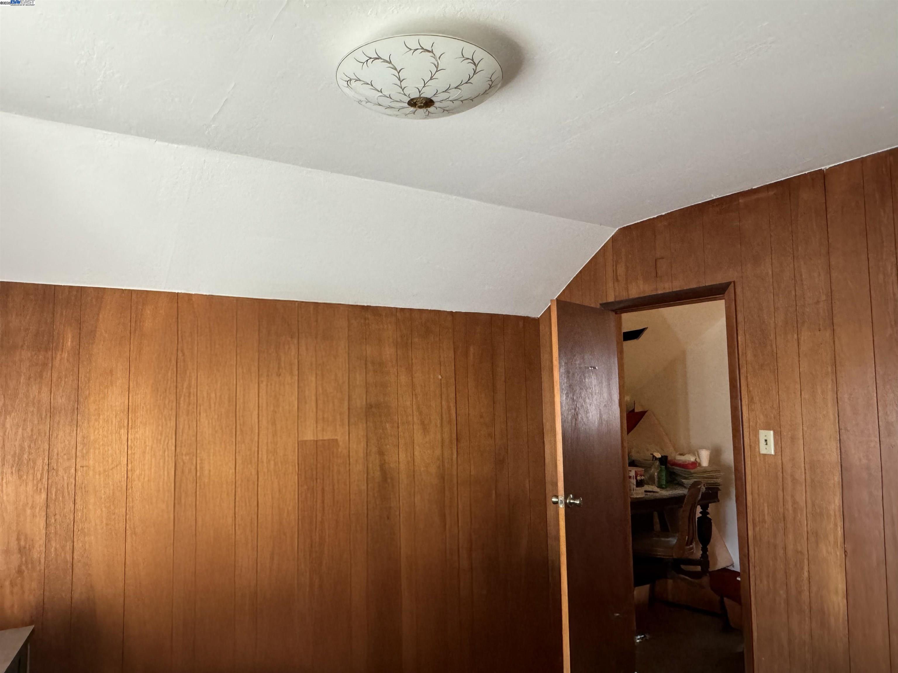 1124 63rd Street Oakland, CA 94608 - Photo 6 of 15