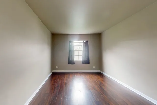 $279,000 | 231 Teak Lane, Unit 231, Streamwood, IL 60107