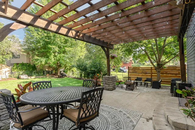 $425,000 | 6032 South Lake Shore Drive, Cary, IL 60013