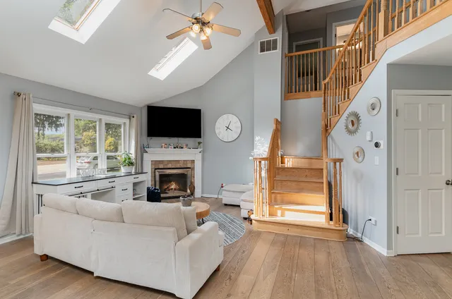 $425,000 | 6032 South Lake Shore Drive, Cary, IL 60013