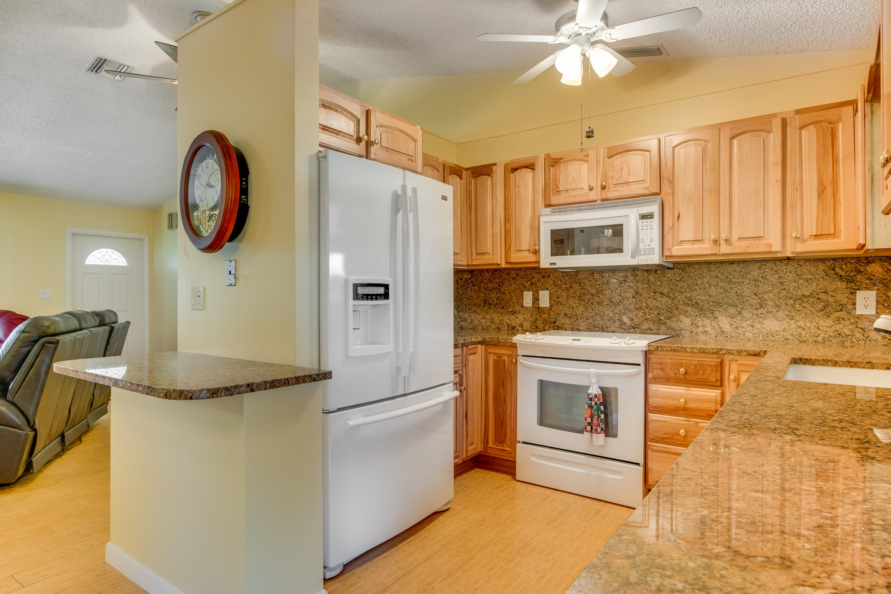 13281 165th Road North Jupiter, FL 33478 - Photo 11 of 28 Granite tops