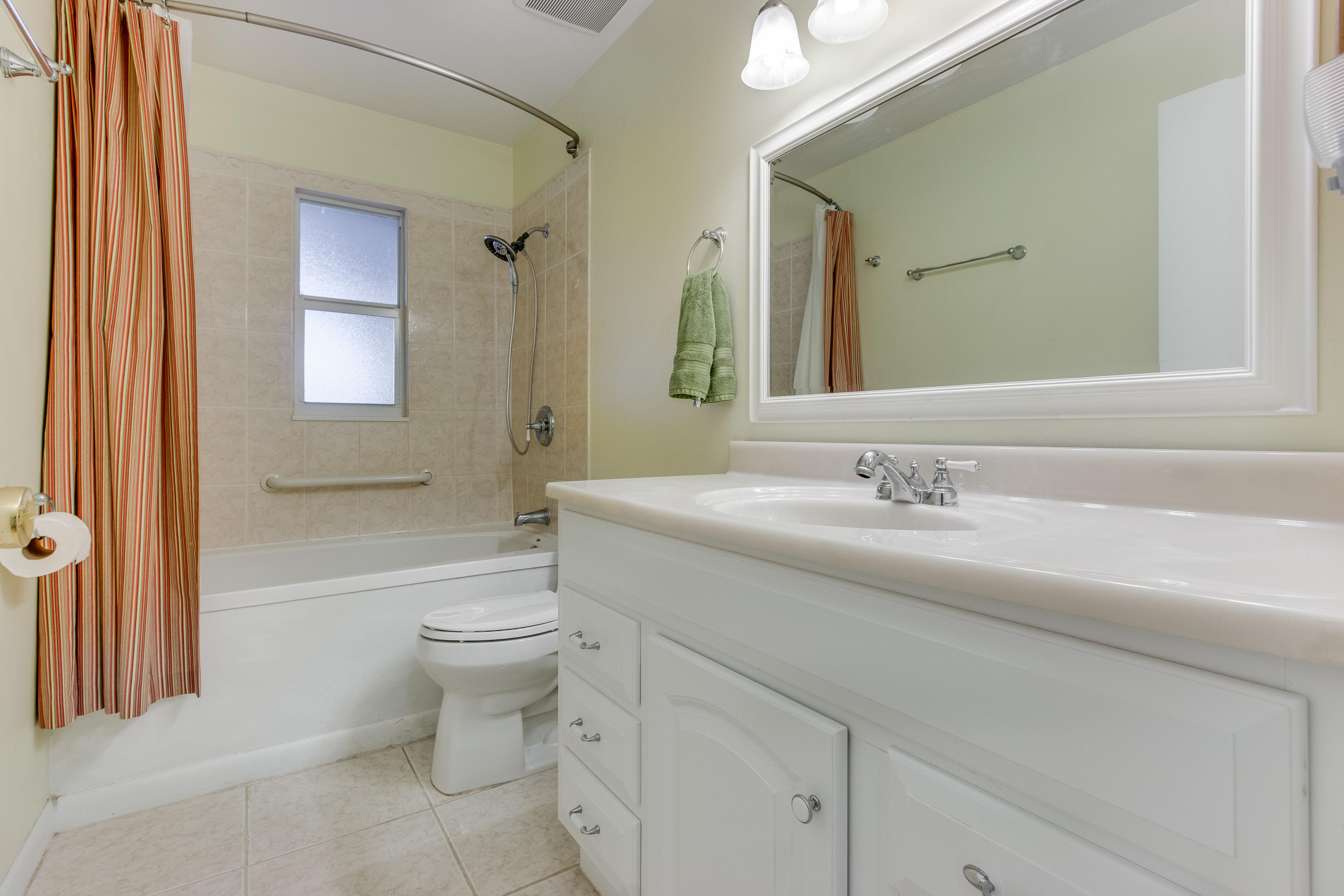 13281 165th Road North Jupiter, FL 33478 - Photo 14 of 28 Master bathroom