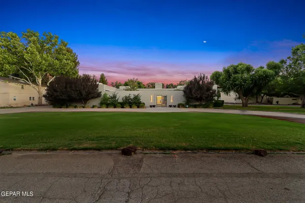 $1,900,500 | 824 Dulcinea Court, El Paso, TX 79922