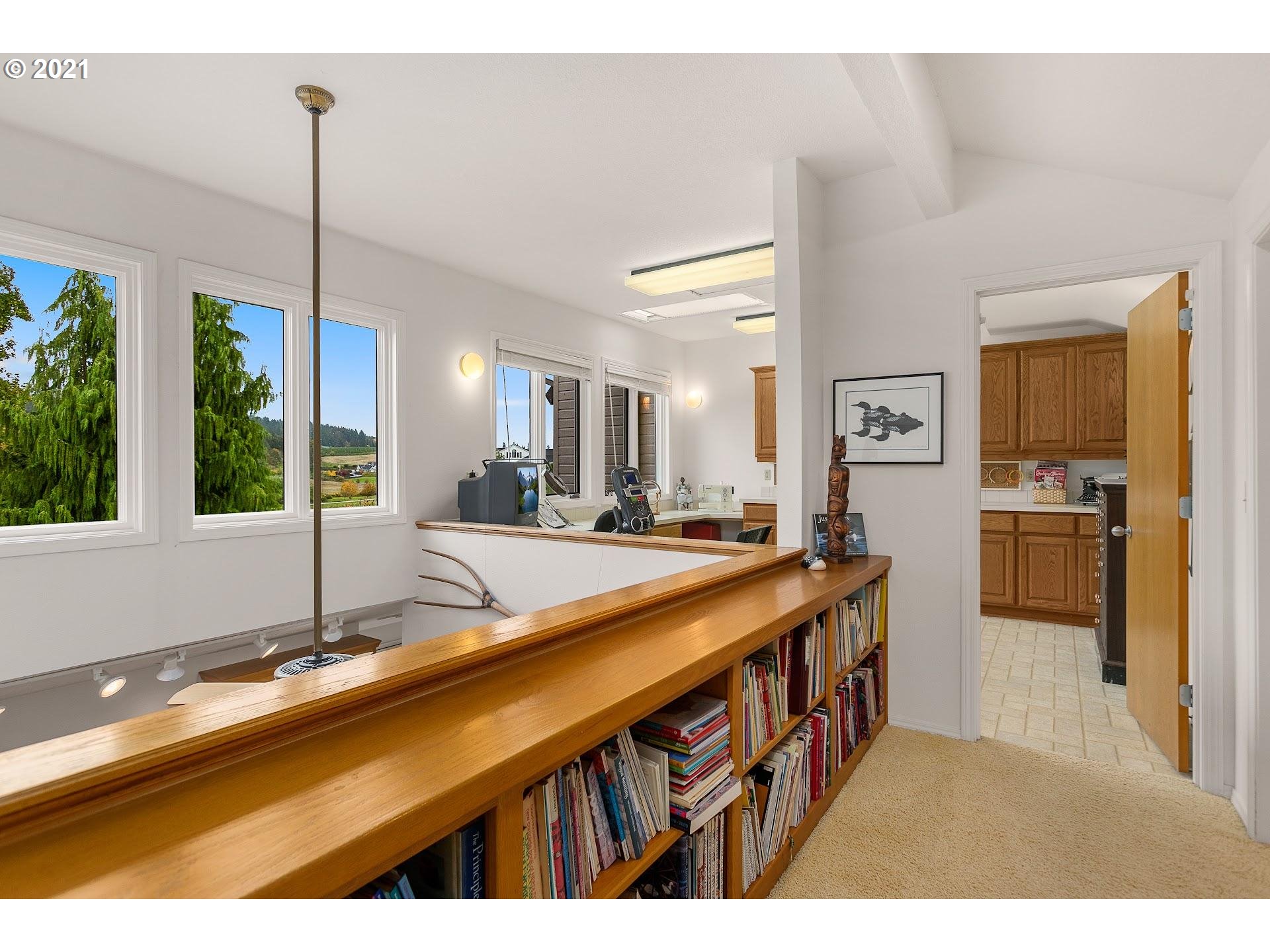 23300 Southwest Newland Road Wilsonville, OR 97070 - Photo 15 of 32 Gallery Image 15