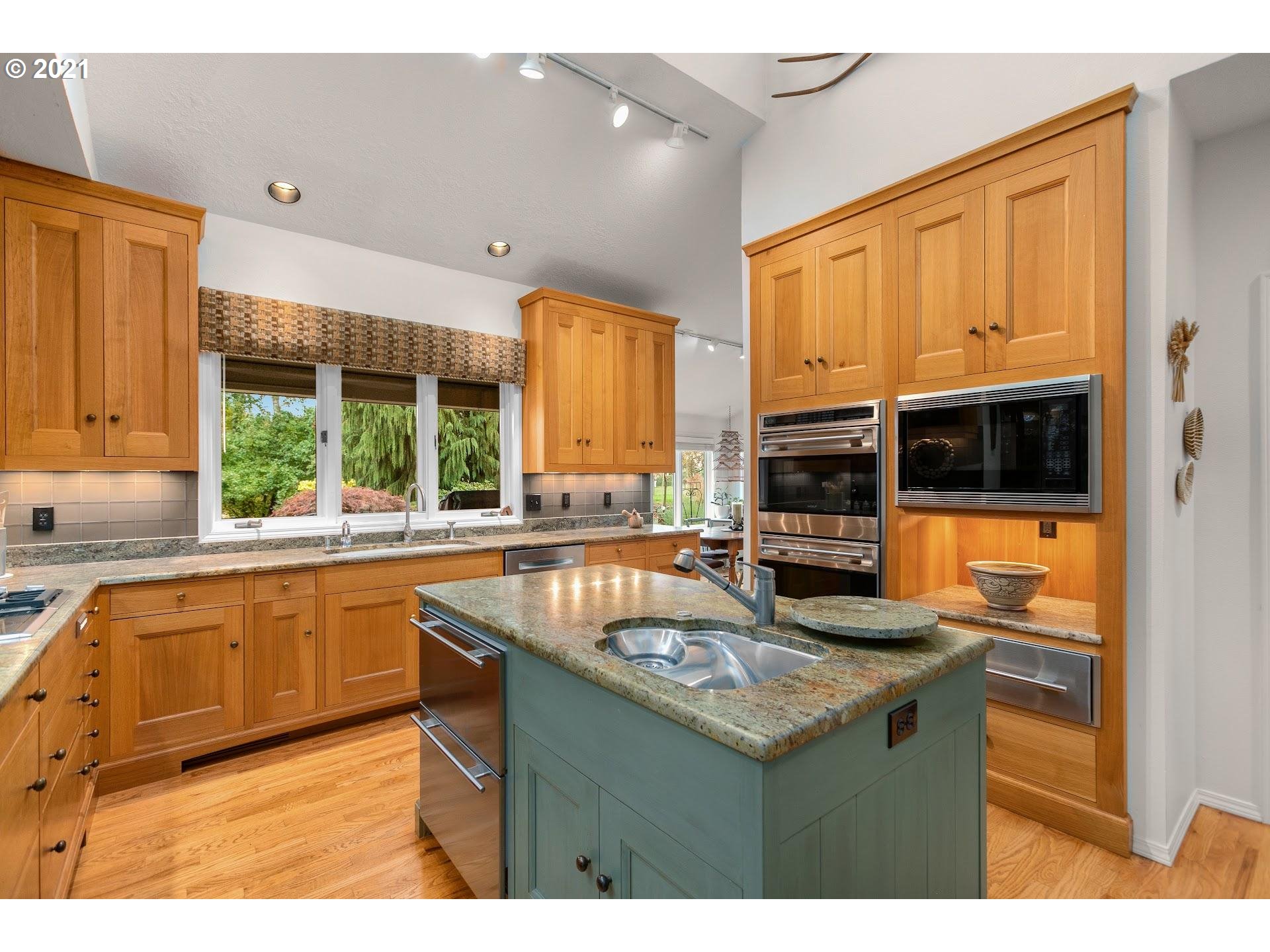 23300 Southwest Newland Road Wilsonville, OR 97070 - Photo 5 of 32 Gallery Image 5