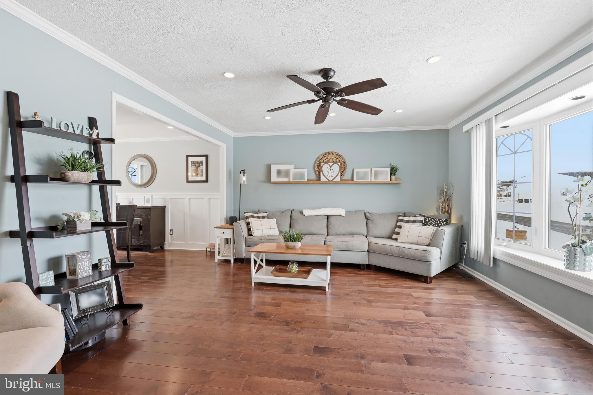 3171 Claridge Road Bensalem, PA 19020 - Photo 2 of 37