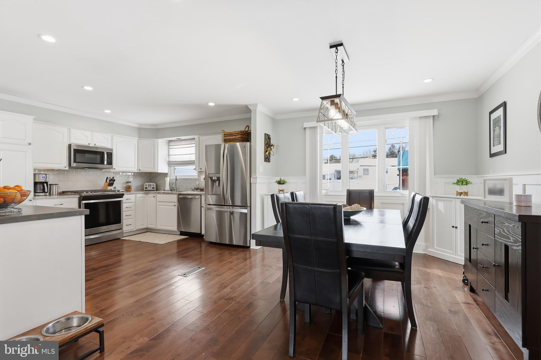 3171 Claridge Road Bensalem, PA 19020 - Photo 5 of 37