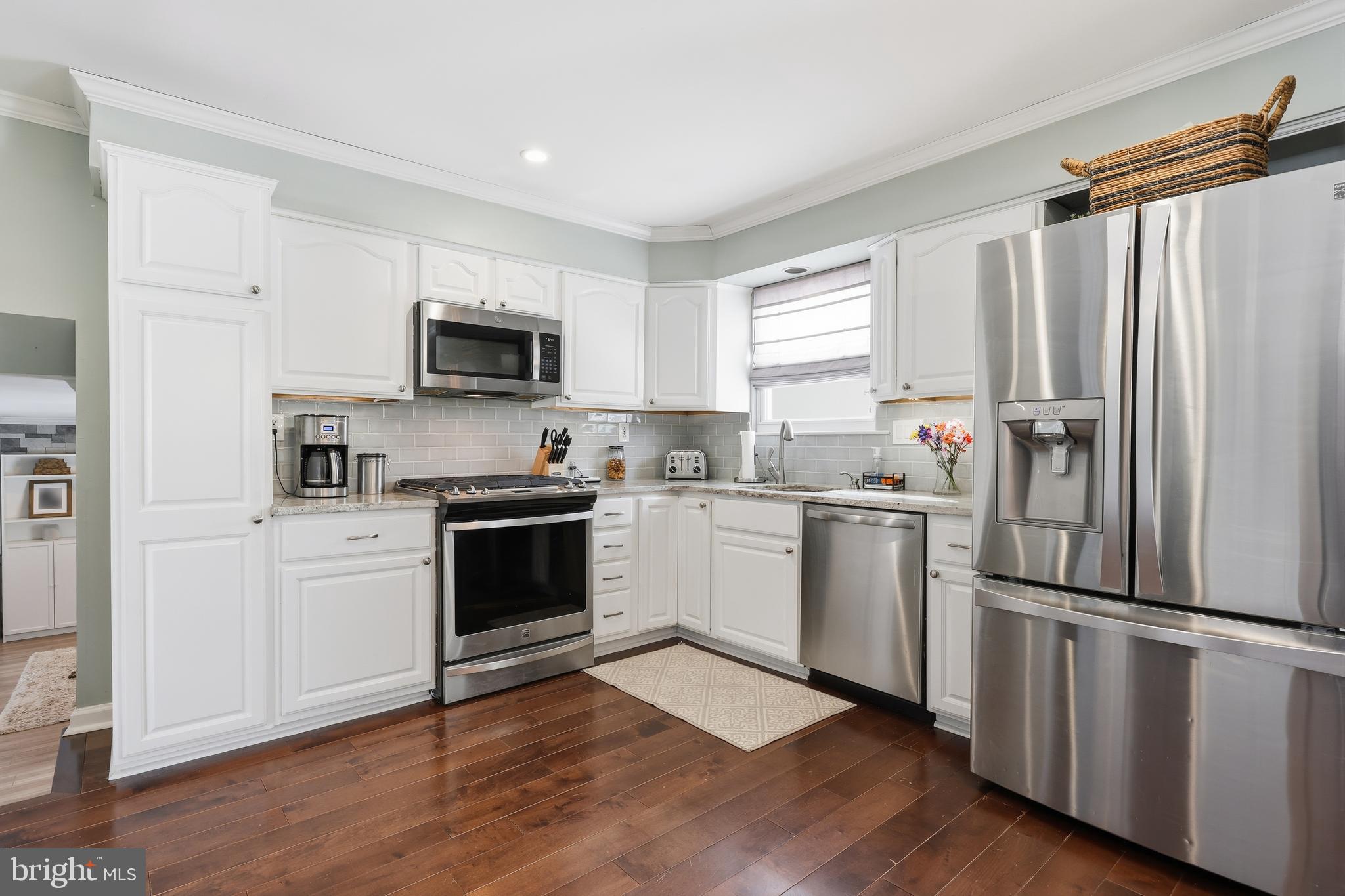 3171 Claridge Road Bensalem, PA 19020 - Photo 8 of 37