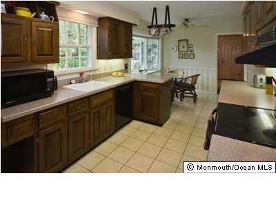 653 Valley Road Brielle, NJ 08730 - Photo 9 of 21 Additional Photo