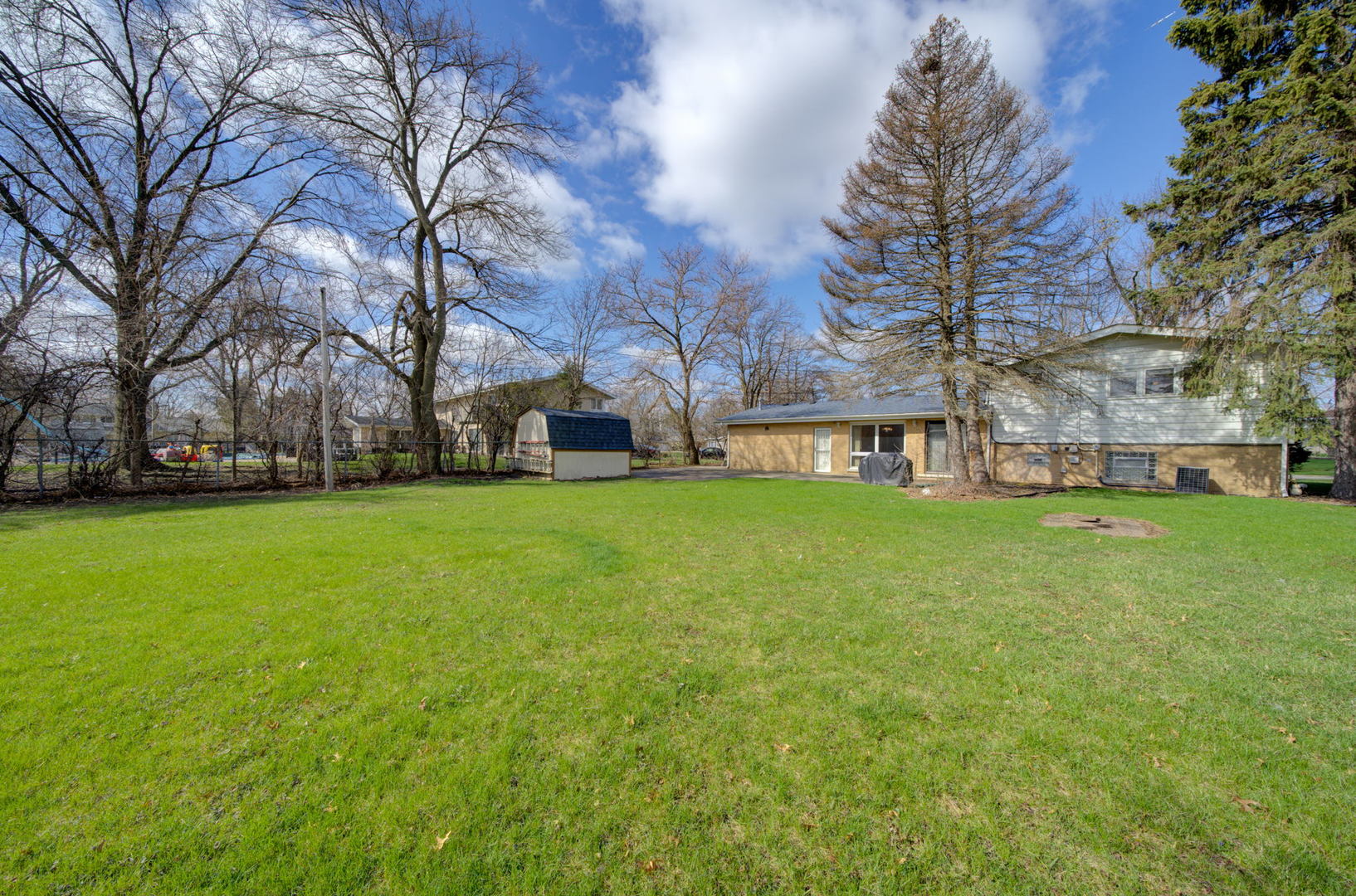 2317 High Ridge Parkway Hillside, IL 60162 - Photo 24 of 24 a view of a park with large trees