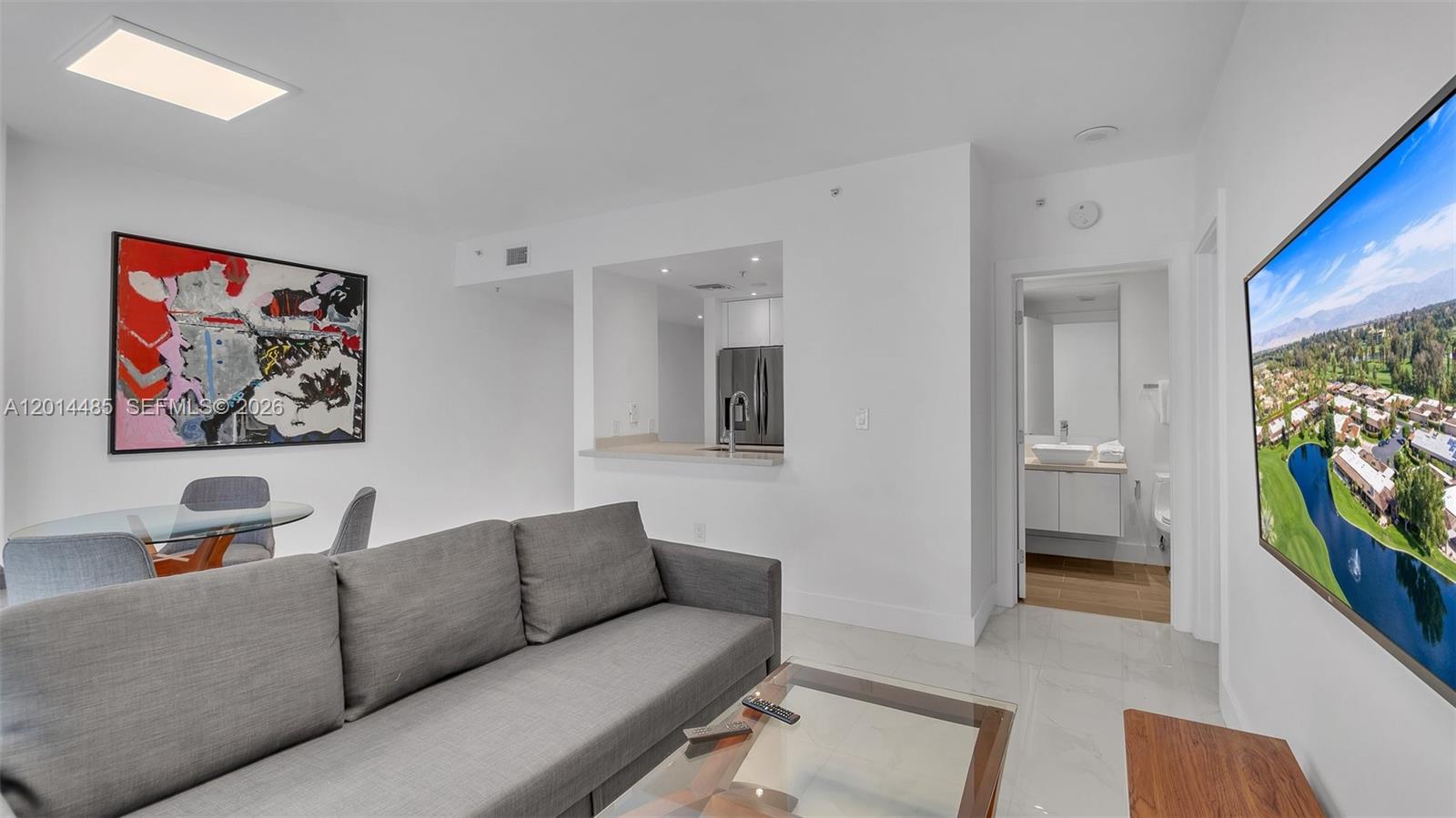 185 Southeast 14th Terrace, Unit 1801 Miami, FL 33131 - Photo 10 of 17